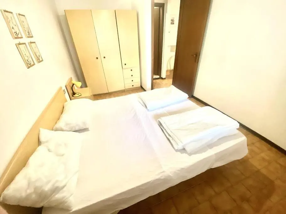 4 Posti Letto E Parcheggio Gratuito Daire Bibione